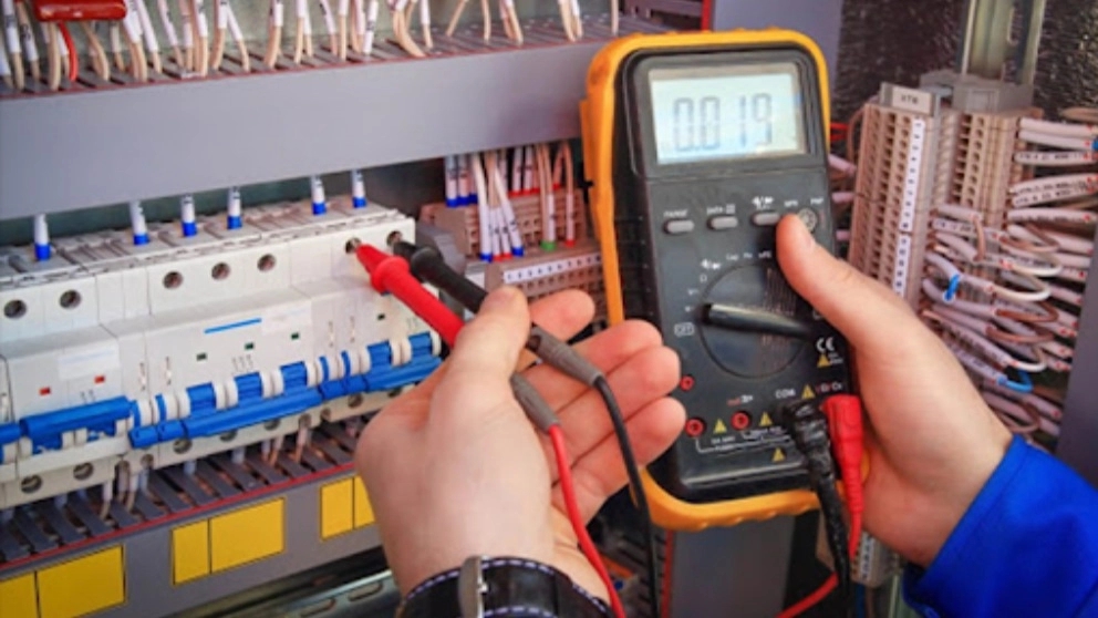 Nik Sanat, sales of electronics and industrial electricity in Lalezar, Tehran