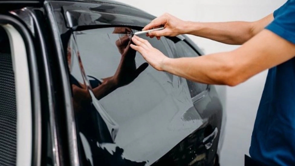 Shamshadi car decorations, installation and implementation of smoked glass in Tehran