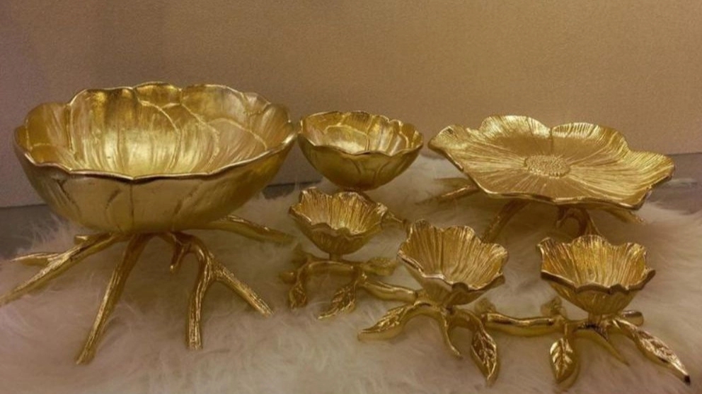 Antique Bronze Industries, Ballerina and Lotus model catering service production in Pakdasht, Tehran