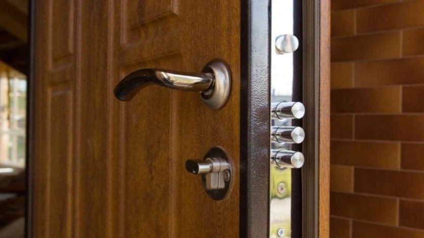 Why is the anti-theft door the best option to install as an entrance door?