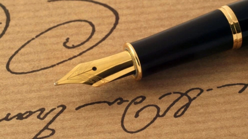 Conducting calligraphy course with pen and autograph