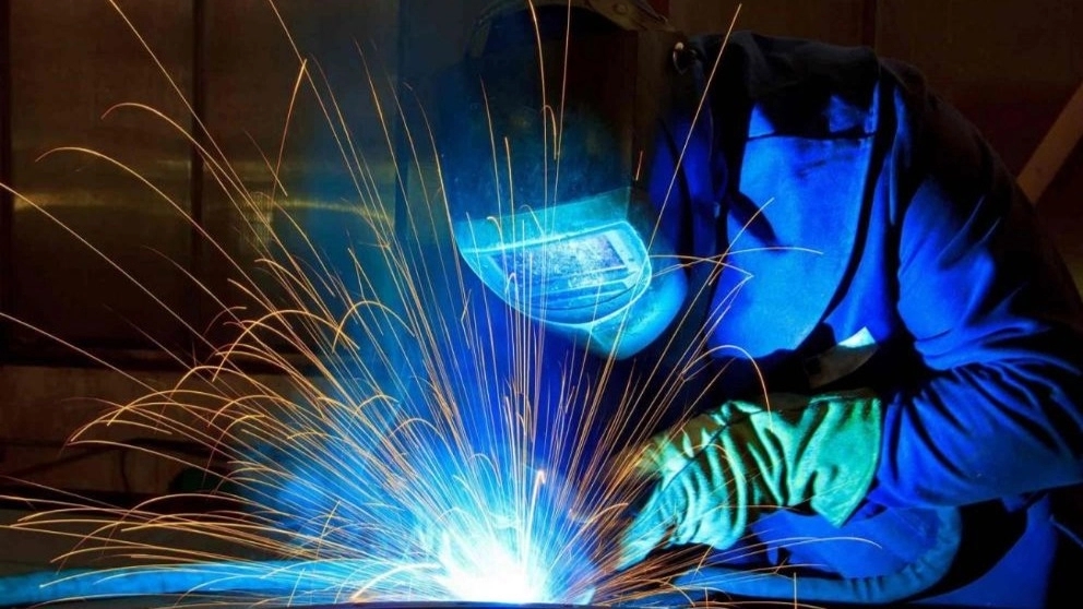 Omid welding, manufacture and installation of doors and windows in Bushehr