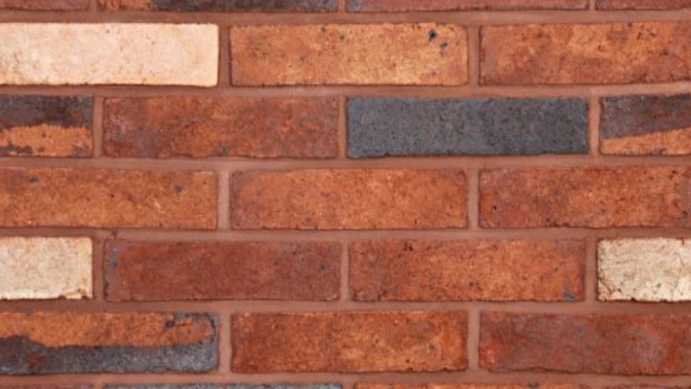 Ahura Refractory Bricks, production and sale of rustic and antique decorative bricks in Isfahan