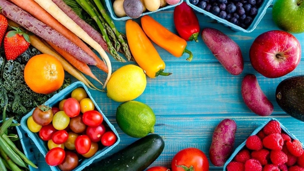Tara Bar Avat Zahrai, sale and export of fruits and vegetables in Mahabad