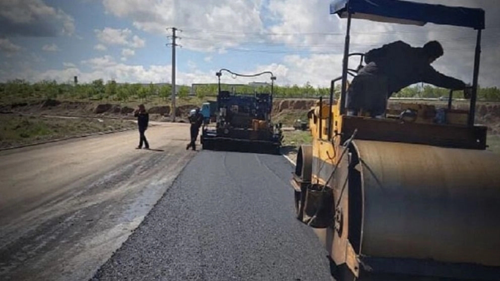 Deniz Rah Almas, construction and operation of fully automatic asphalt factory equipment in Tehran