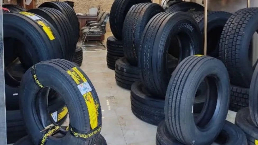 Mehdi Tagvi tire shop, selling rims and tires in Kashan