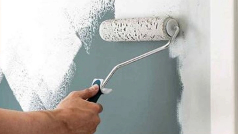 Rang Sadeghi, sale of building paint in Isfahan