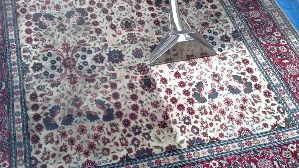 Advantages of handwoven carpet cleaning