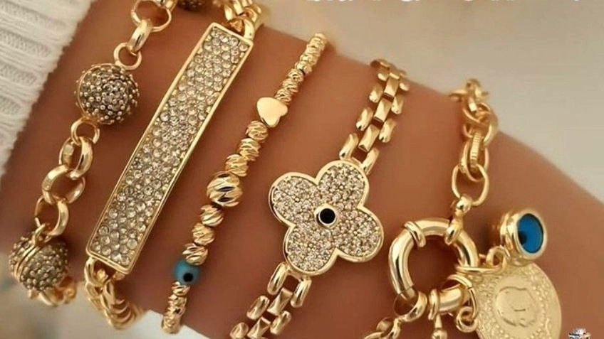 All kinds of gold colors