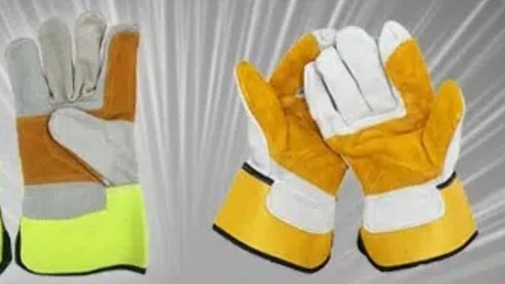 Distribution of theoretical industrial and construction gloves in Kermanshah