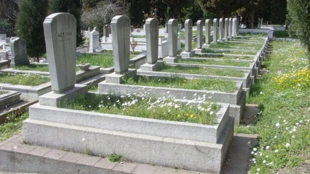 Important points in choosing an artificial tombstone