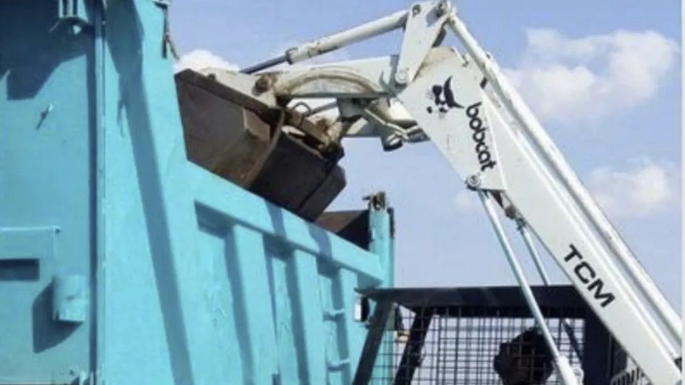 Carrying out earthworks with road construction machines