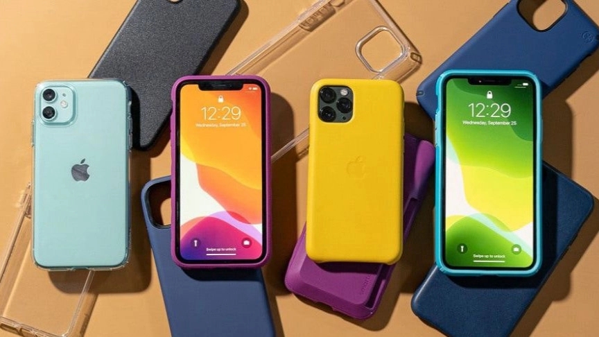 Tanraj store selling mobile accessories in Sabzevar