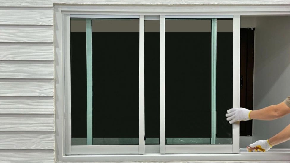 The difference between single-rail and double-rail upvc windows