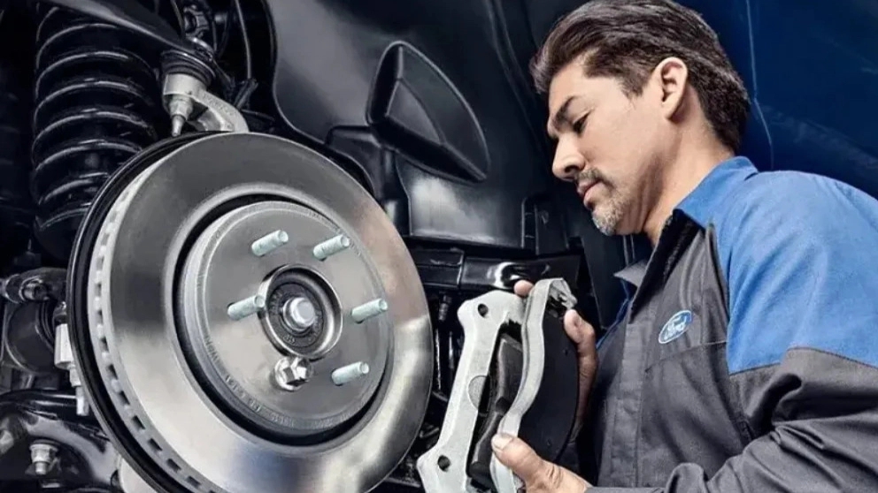 Symptoms and time to replace brake pads