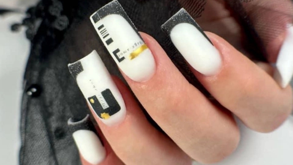 Solmaz Razavi nail services, nail planting and repair in Rasht