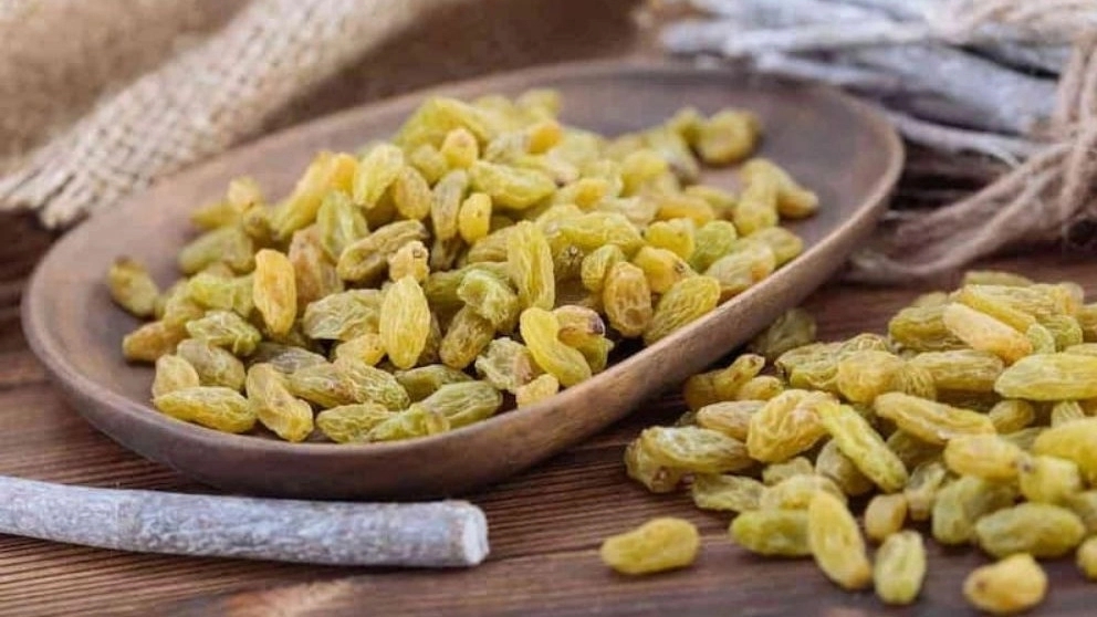 The difference between raisins and raisins