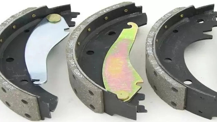 Repairing and opening and closing Ali's wheel