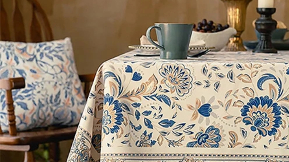 Zarinnegar production, production of cushions, tablecloths, runners, in Isfahan