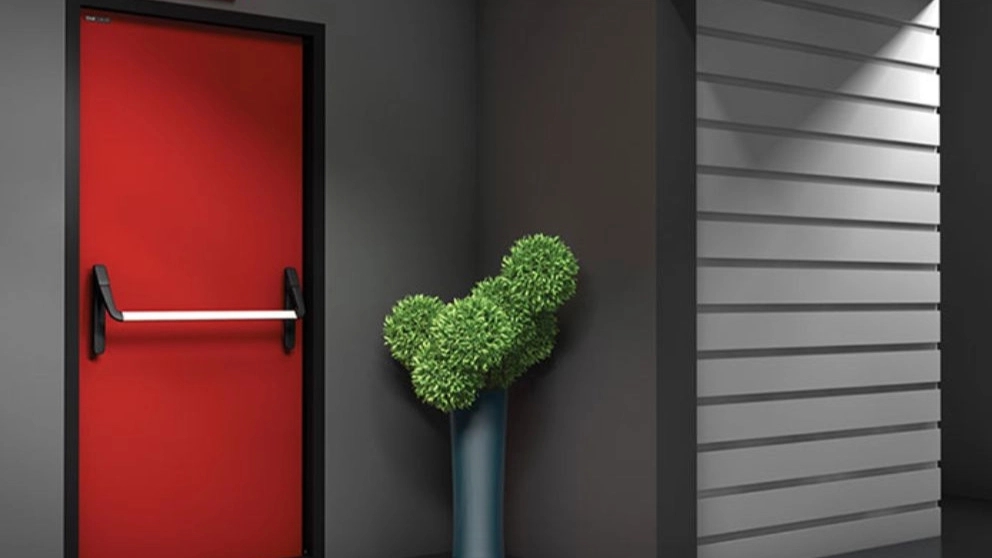 Which is better, wooden or metal anti-theft door?