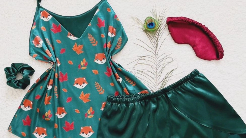 Dream Shop, selling pajamas and pillowcases in Zanjan