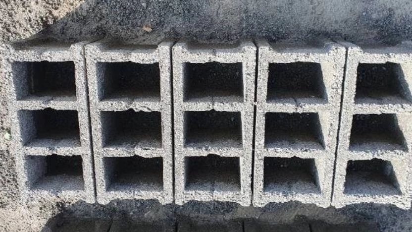 Asia Sanat, production and implementation of Heplex concrete adhesive blocks in Tehran