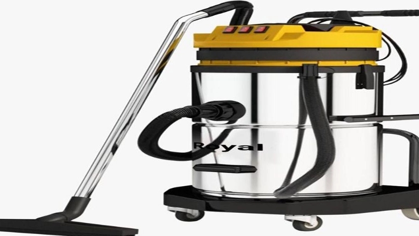 Industrial vacuum cleaner with three water and dirt engines