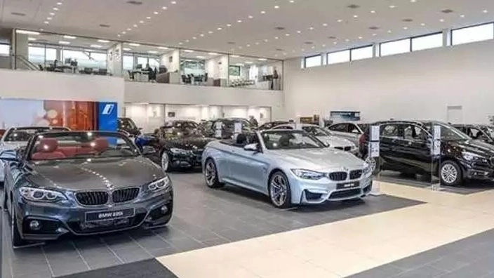 Mercedes auto gallery, buying and selling zero used cars in Maragheh