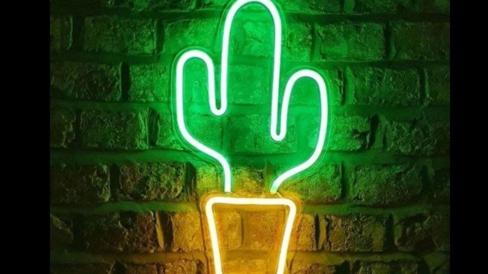 Neon world, installation and construction of neon signs in Behshahr, Mazandaran