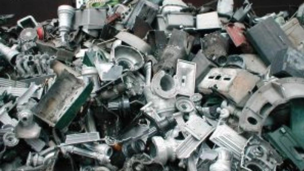 Application of recycled aluminum waste