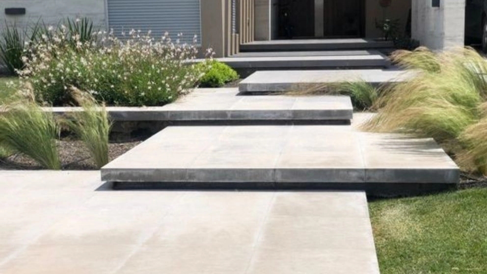 Ahmadi concrete parts, construction of concrete table and stairs in Khorram Dareh Zanjan