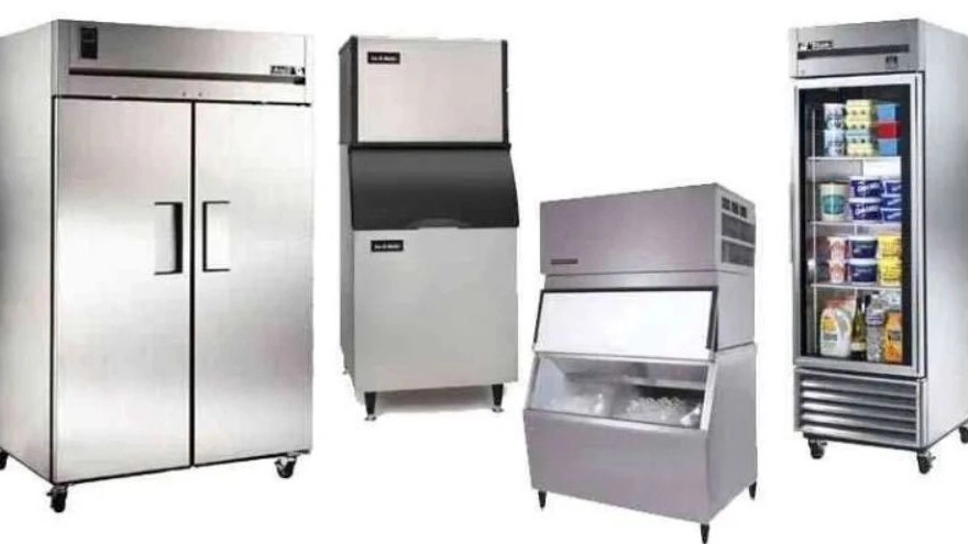 Different types of industrial refrigerators