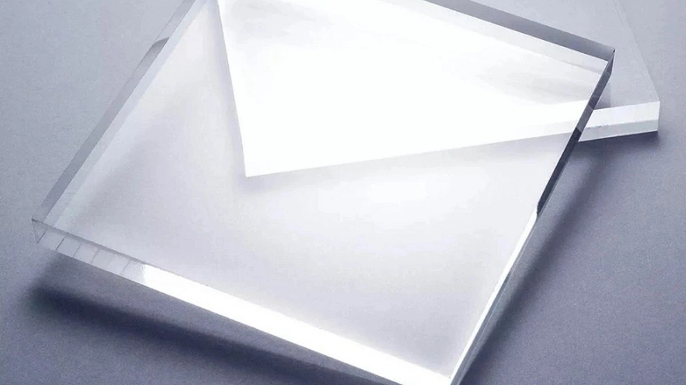 Types of Plexiglas sheets and what are their uses