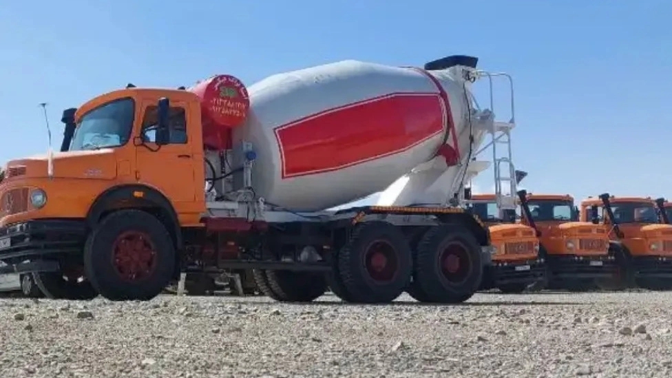 Advantages of track mixer