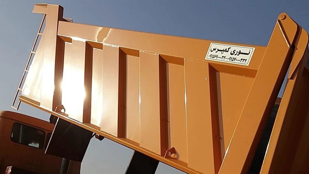 Compress light room construction in Mashhad