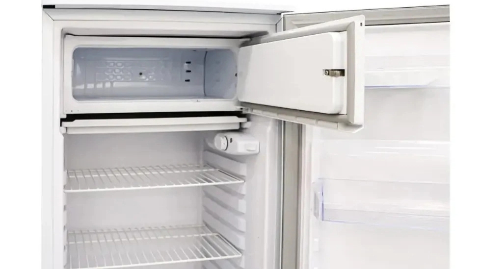 Novin Sarma Industrial Group, production of refrigerators, freezers and cold stores in Tehran campus