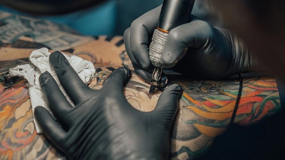 Care after tattoo