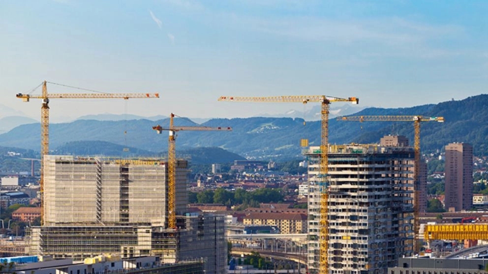 Types of tower cranes and their use