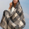 Shawl and scarf, producing and distributing scarves and clothing in Hamadan