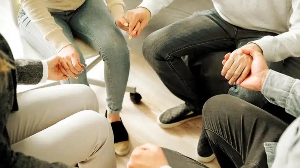 Why should we go to the drug addiction center to quit?