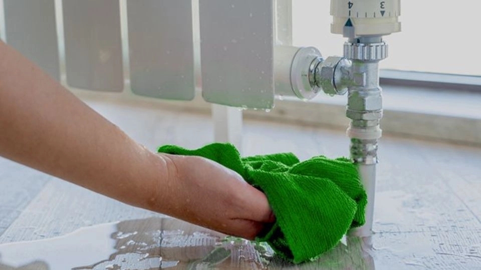 What is the cause of heating radiator water?