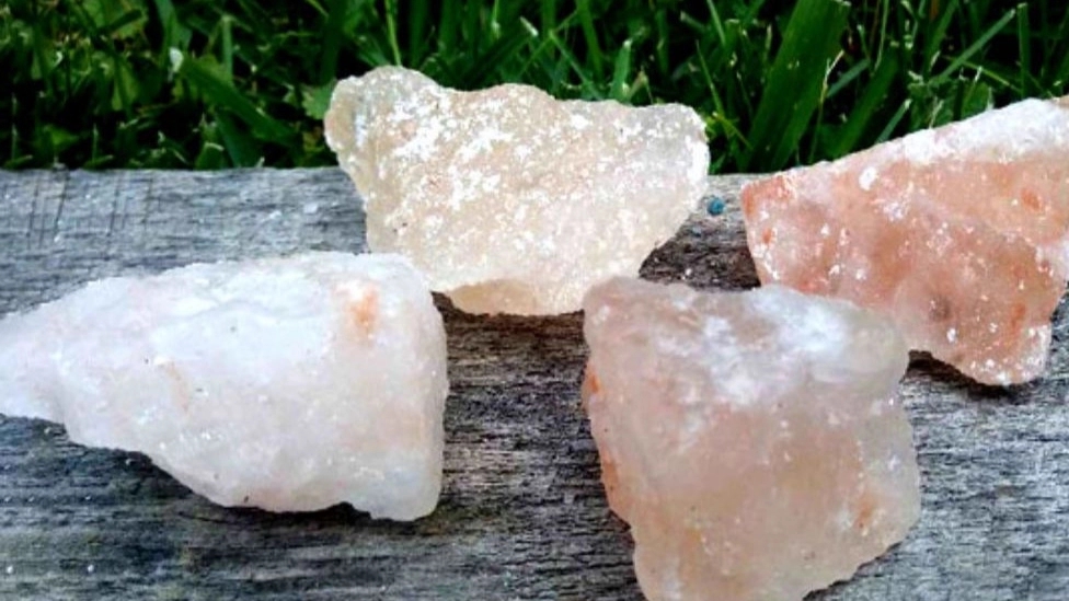 Storage conditions for rock salt