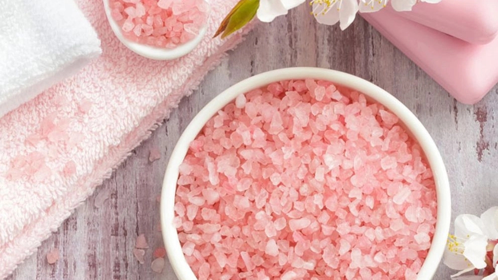 Gholami salt, wholesale sale and export of rock salt and pink salt in Razavi Khorasan
