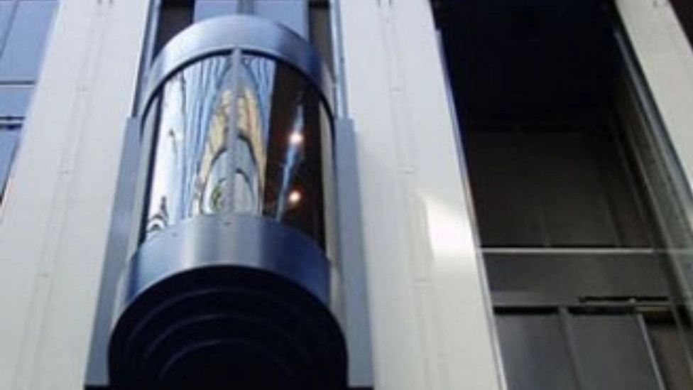 Alborz Elevator, design and installation of escalator lift in Khuzestan