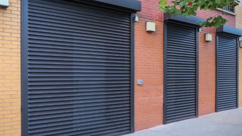 Sina door shutters, electric shutters and automatic door and CCTV services in Qom