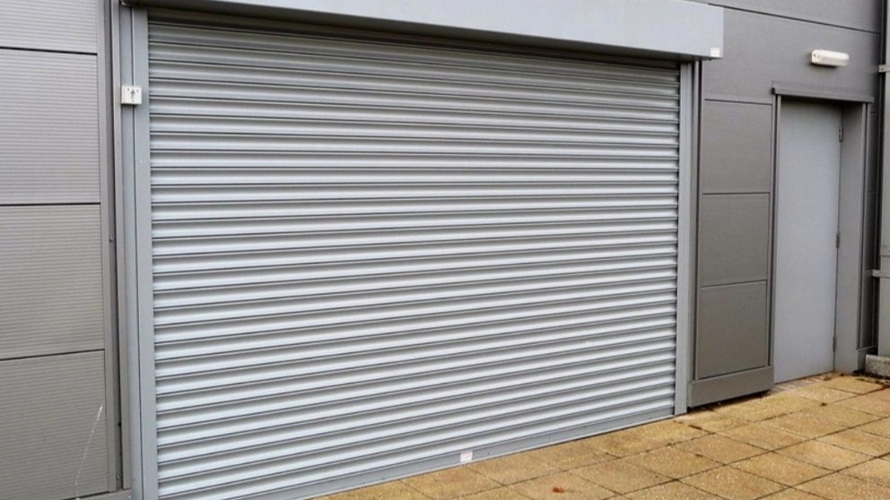 Types of electric shutters based on gender