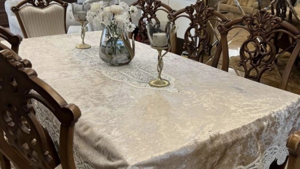 انواع رومیزی مخمل