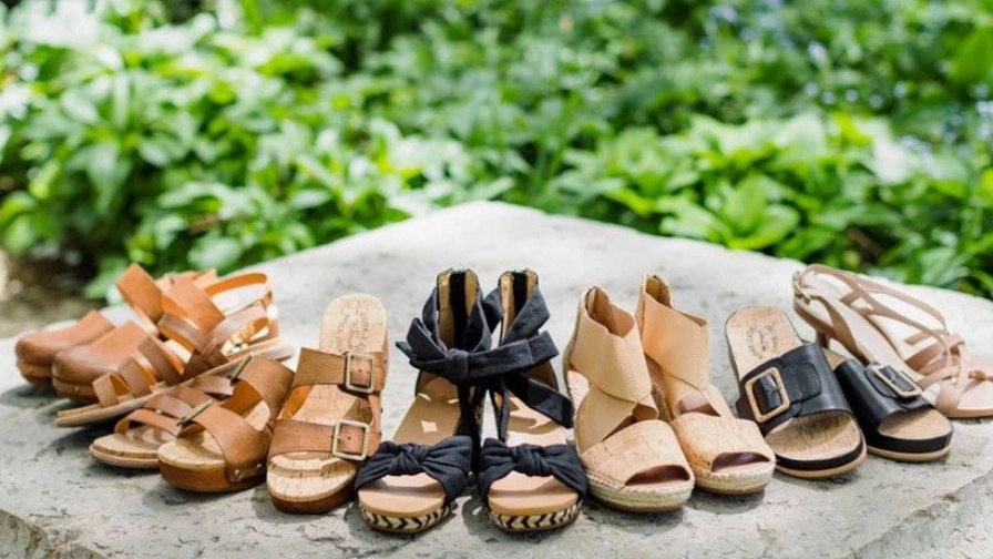 Introducing all kinds of women's sandal models