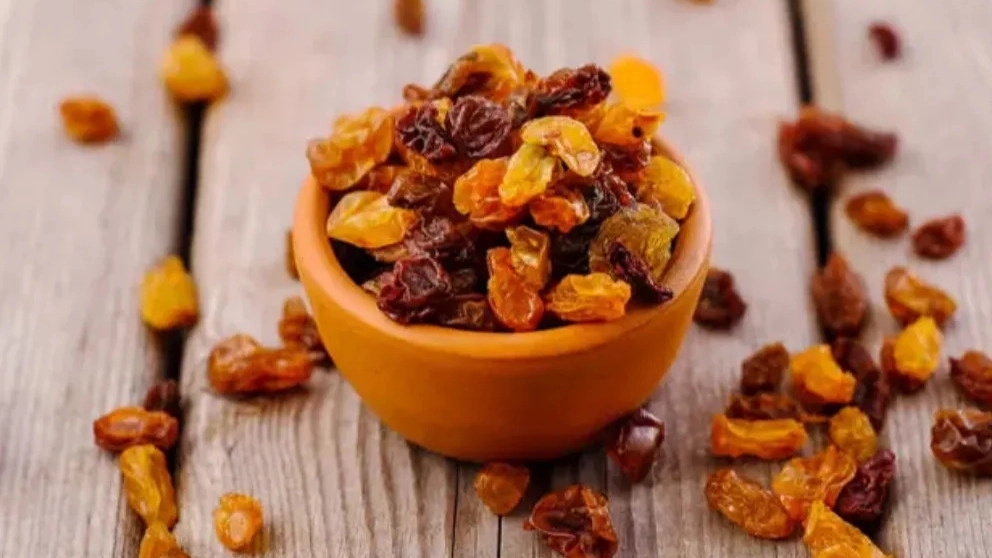 The benefit of raisins at breakfast
