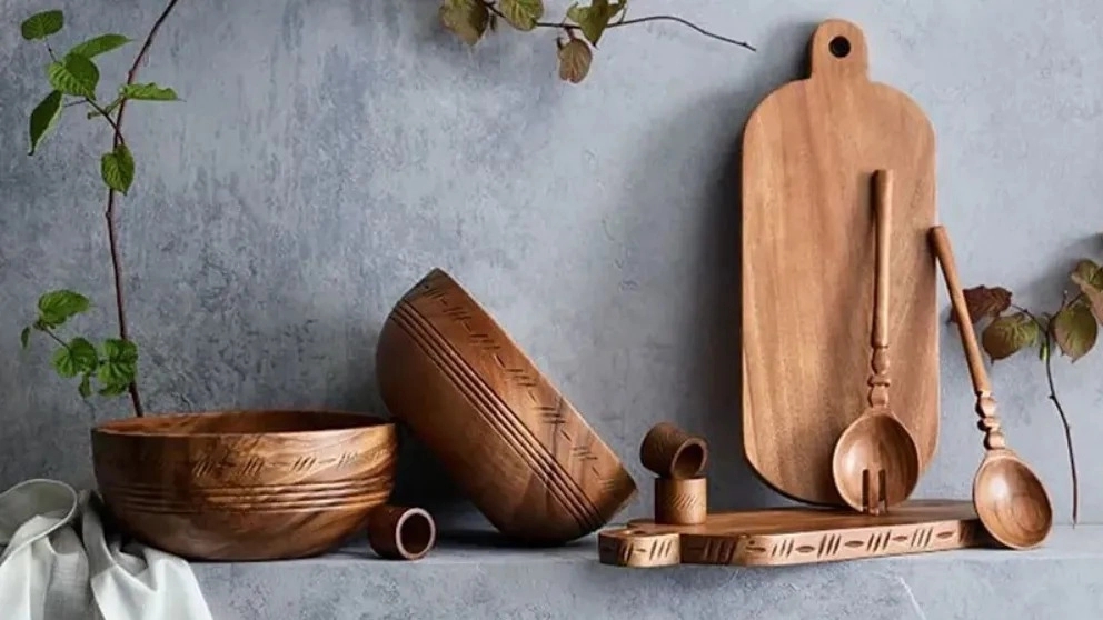 Advantages of using wooden containers